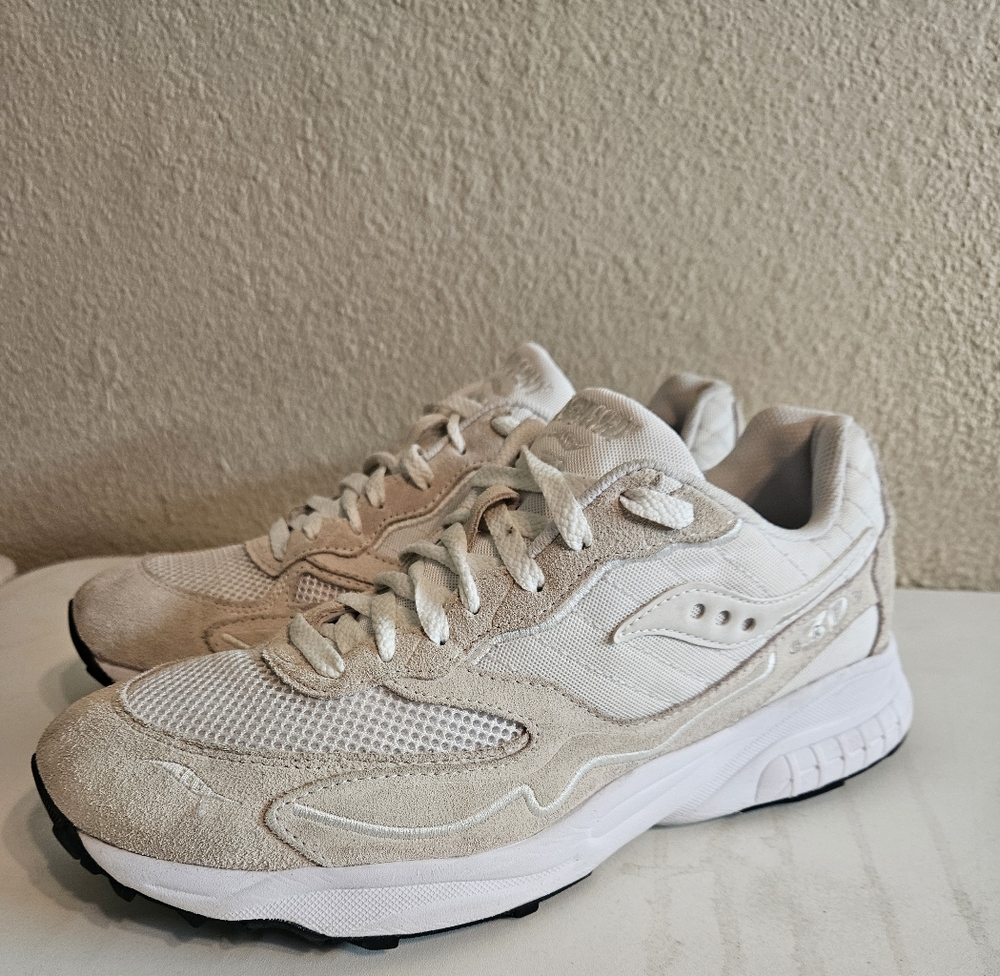 Saucony 3D Grind Hurricanes Wide